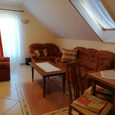 Maison d'hôtes Harmonia Panzio 3*