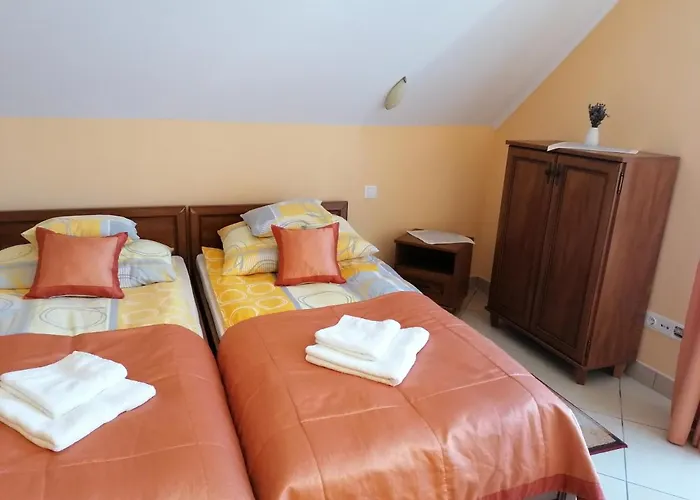 Harmonia Panzio Guest house 3*