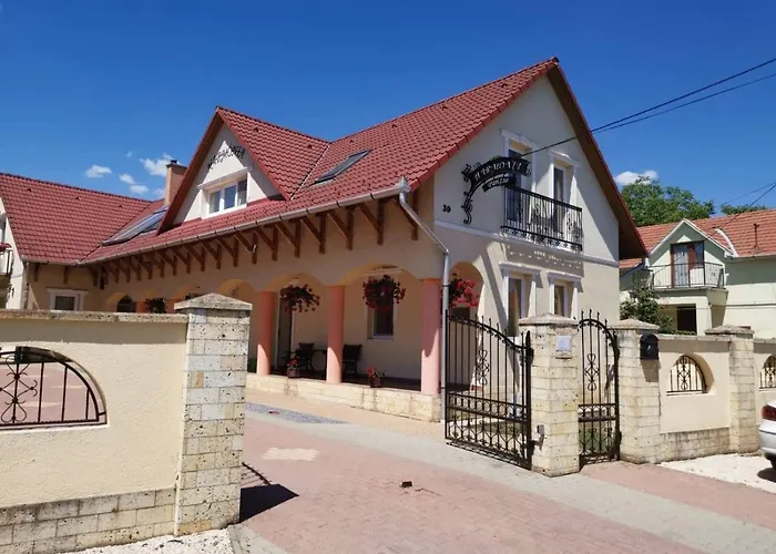 Harmonia Panzio Guest house